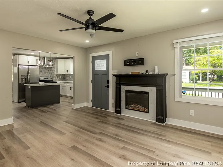 216 Circle Ct — Photo 6