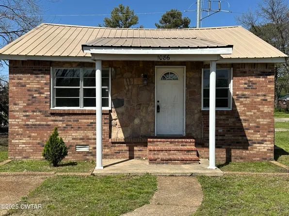 1086 Wabash Cir, Dyersburg, TN 38024