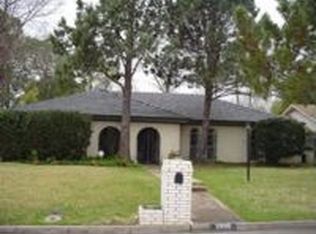 2000 Deer Path Dr, Arlington, TX 76012