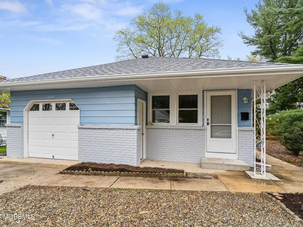2039 Mount Hope Lane, Toms River, NJ 08753