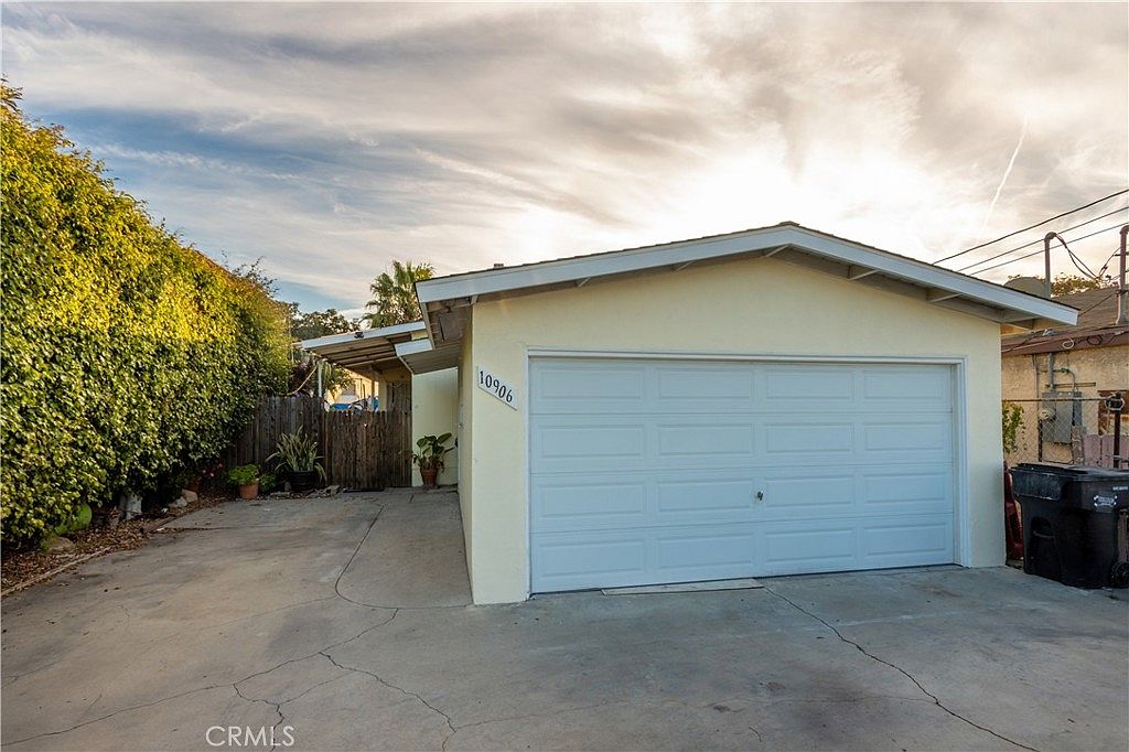 10906 Acacia Ave, Inglewood, CA 90304 MLS PW23140101 Zillow
