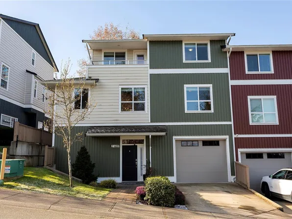 6117 Glacier Way #2, Nanaimo, BC V9T 0H8