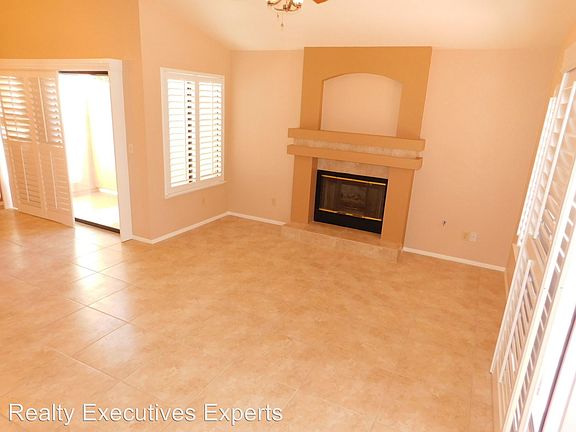5th image of 5220 Crooked Sky Cir