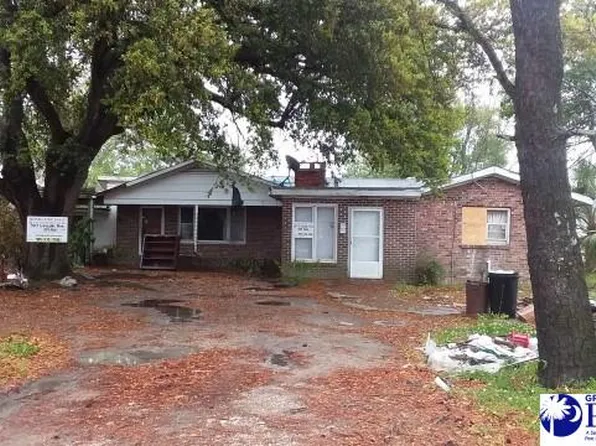 307 Lincoln Ave, Lake City, SC 29560