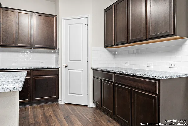 4850 Paluxy Trl — Photo 7