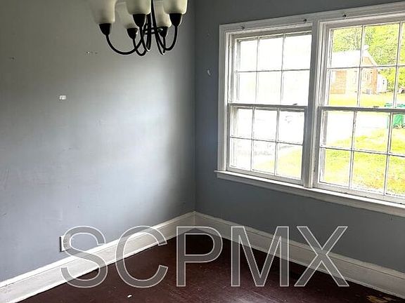 5th image of 2934 Shady Ln