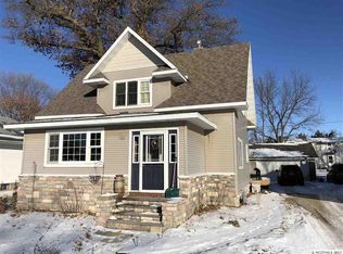 314 E Walnut St, Manly, IA 50456