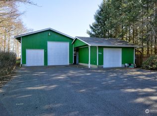 688 Duck Lake Dr NE, Ocean Shores, WA