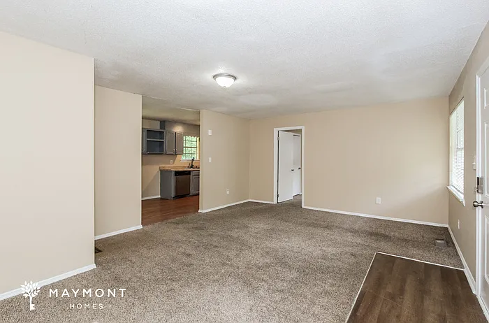 4015 Goodwin Rd — Photo 5