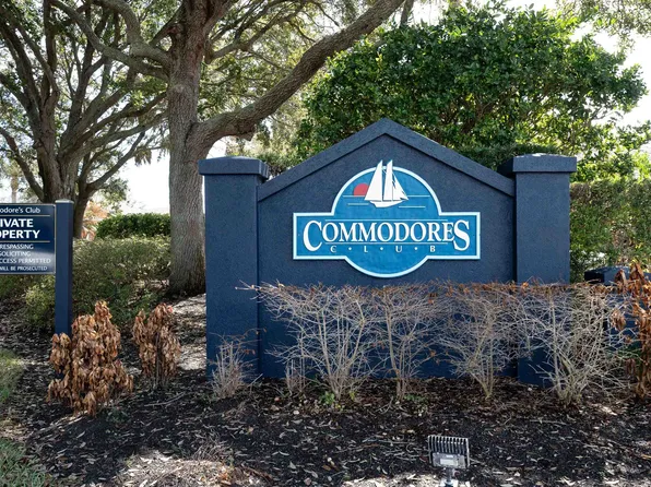 701 Captains Dr, Saint Augustine, FL 32080