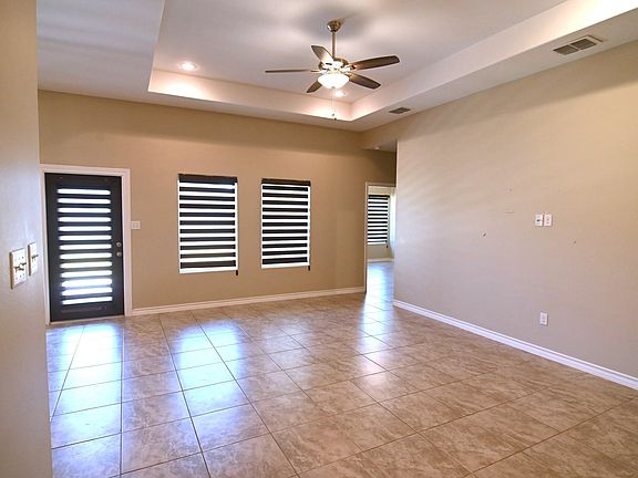 3rd image of 6013 Vero Dr