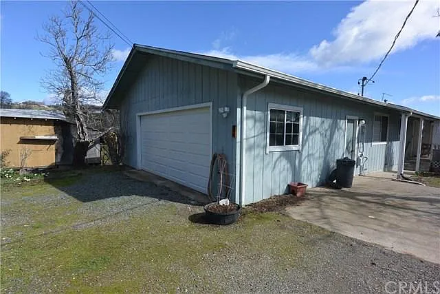 3232 Keeling Ave photo 1