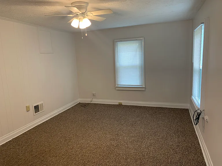 50 Witt Rdg — Photo 2