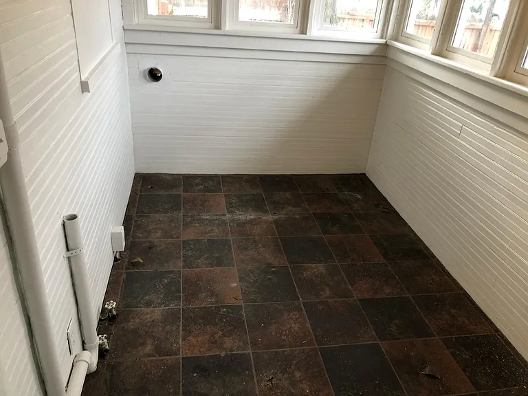 810 Cascade St — Photo 17
