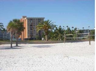 1120 N Shore Dr NE UNIT 305, Saint Petersburg, FL 33701