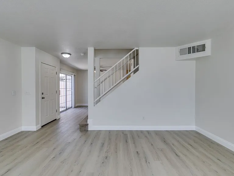 8476 Indigo Sky Ave — Photo 9