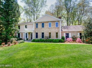 12211 Lake James Dr, Herndon, VA 20171
