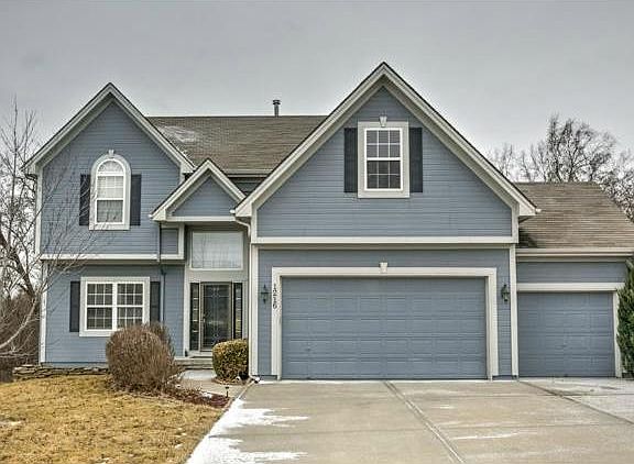 2nd image of 1216 Honeysuckle Dr