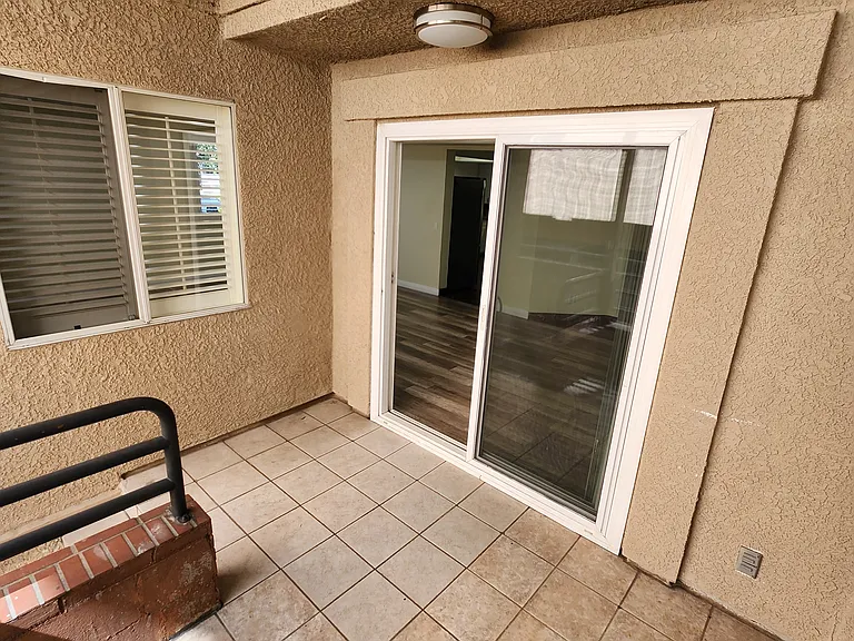 420 Riverdale Dr #11 — Photo 41