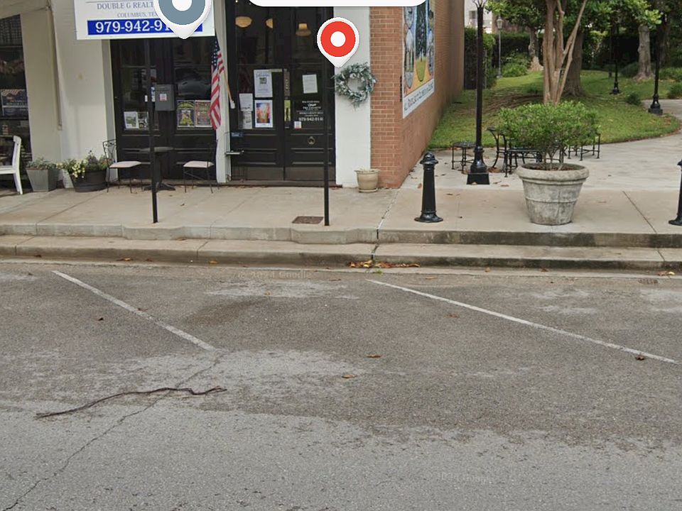 2nd image of 1114 Milam St