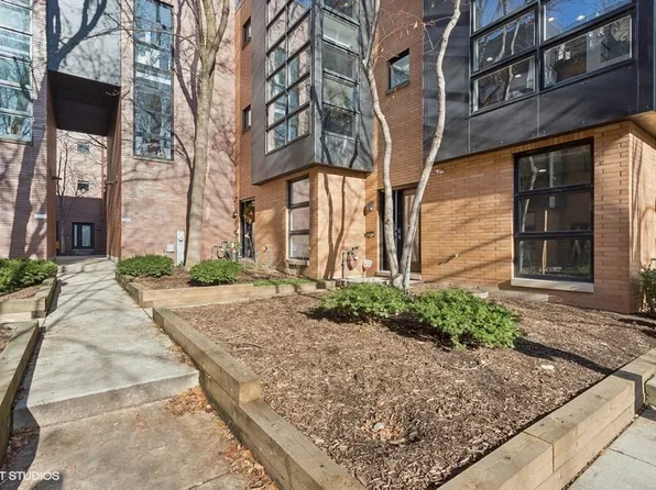 2046 W Willow St APT B, Chicago, IL 60647