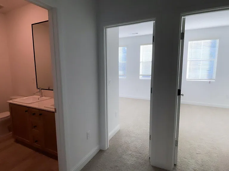 10940 N Blackberry Dr — Photo 11