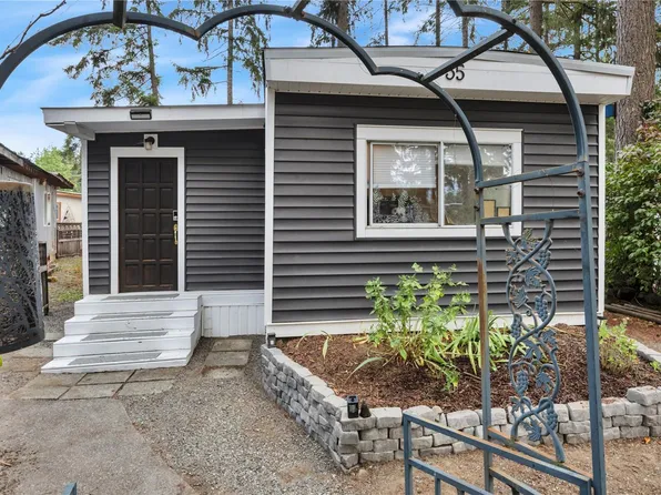 3560 Hallberg Rd #35, Nanaimo, BC V9G 1L4