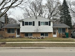 326 N 2nd St, Brighton, MI