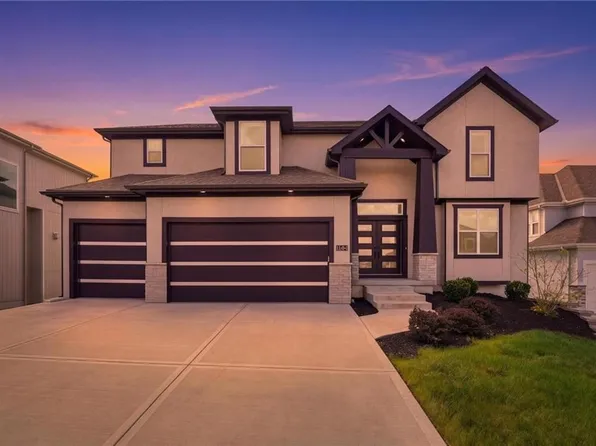 14464 S Haskins St, Olathe, KS 66062