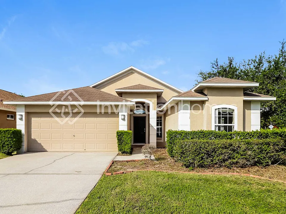 1021 Torreya Way