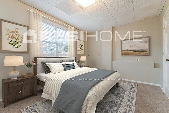215 N Willow Ct — Photo 9