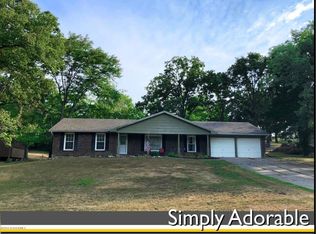 4816 Angelia Ave, Jefferson City, MO 65109