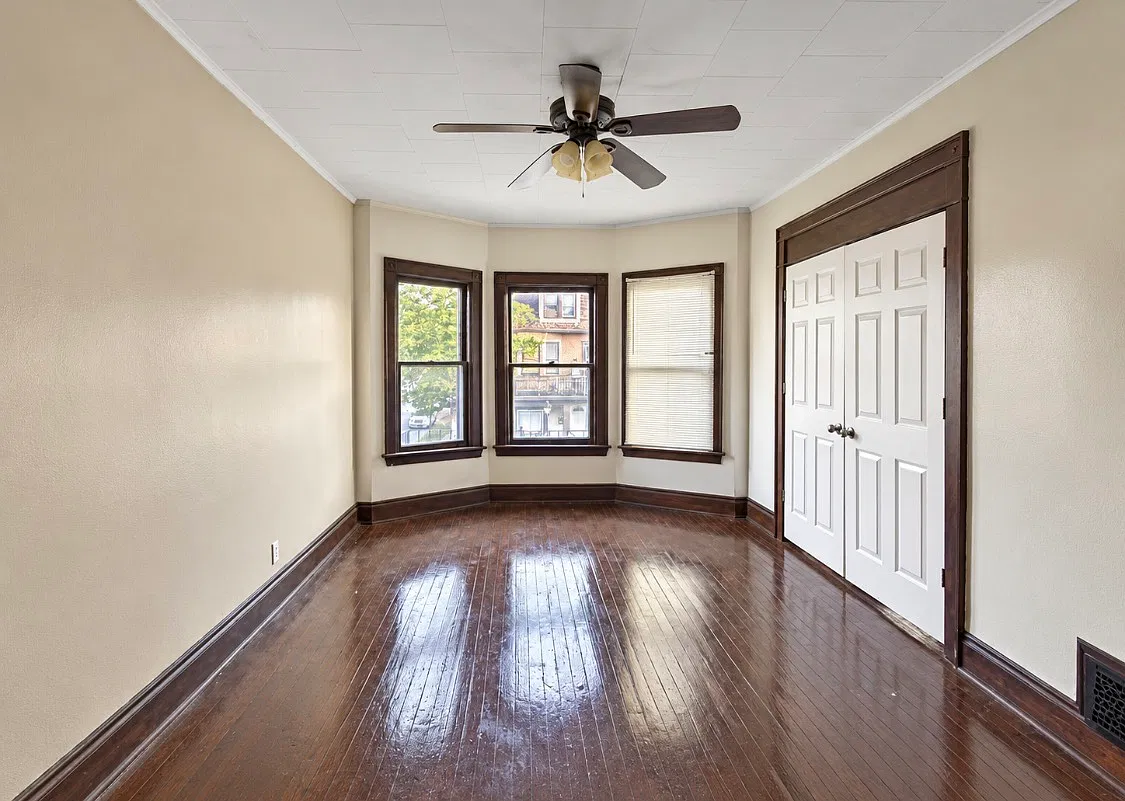 2 bed, $1,150 — Photo 2
