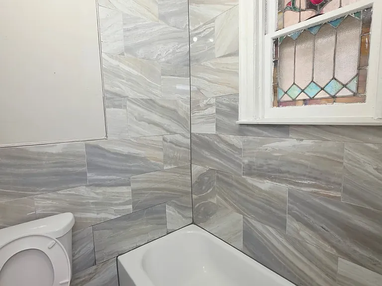 212 Bidwell Ave #1A — Photo 4
