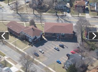 1502 Crooks Rd, Royal Oak, MI 48067