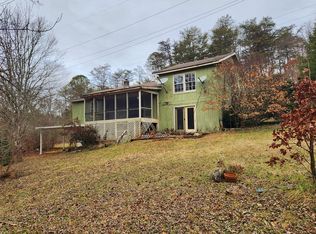 204 Ryan Rd, Franklin, NC 28734