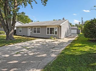 2010 Dartmoor Dr, Joliet, IL 60435