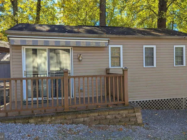 Park Blvd Lot 9, Falling Waters, WV 25419