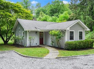 2 Old Redding Rd, Redding, CT 06896