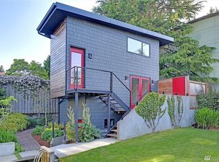 9052 39th Ave SW, Seattle, WA 98136