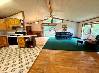 442 Stage Rd, Plainfield, NH 03781