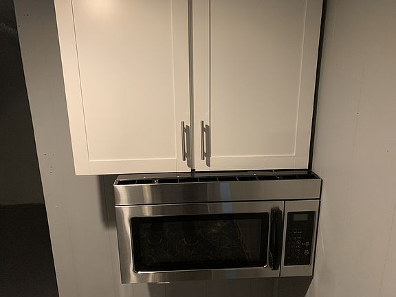 4th image of 21705 Great Mills Ln