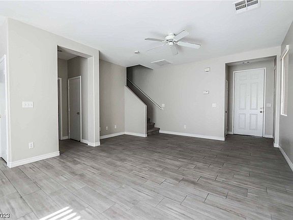 5th image of 207 Del Cira Ave