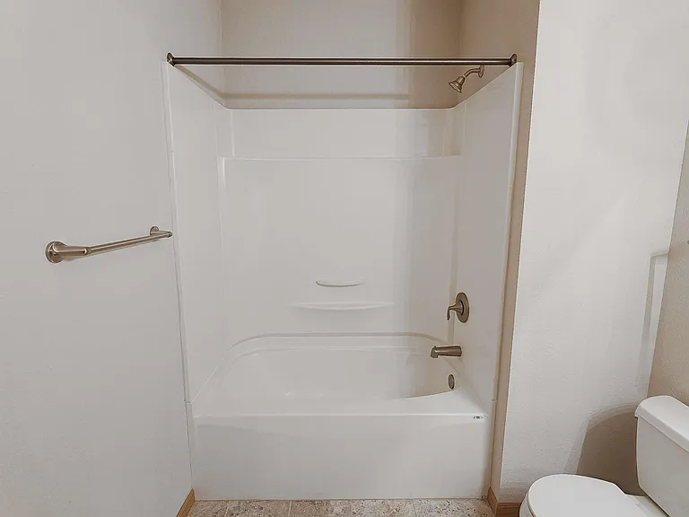 Gateway Park Apartments — Photo 47
