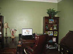 4th image of 504 Mansfield Park Ct