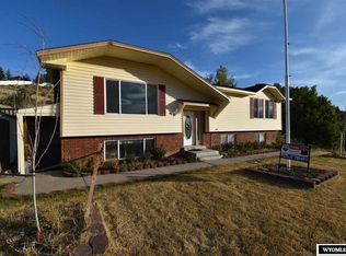 101 Hillside Dr, Evanston, WY 82930