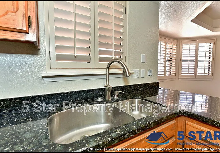11620 Laura Marie Dr — Photo 21