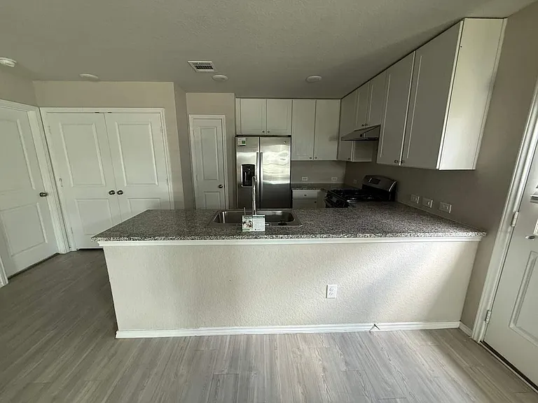3234 Carducci Dr — Photo 5