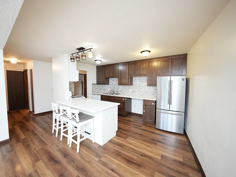 1620 Highway 36 W #100