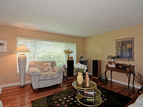 5th image of 17424 66th Ave W